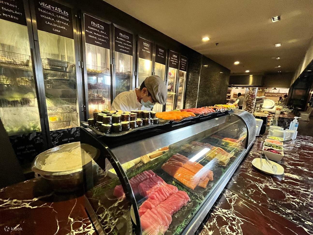 [20% OFF] Flavors Dinner Buffet at Renaissance Bangkok Ratchaprasong ...